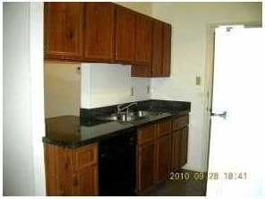 Building Photo - 8500 Lakehurst Rd
