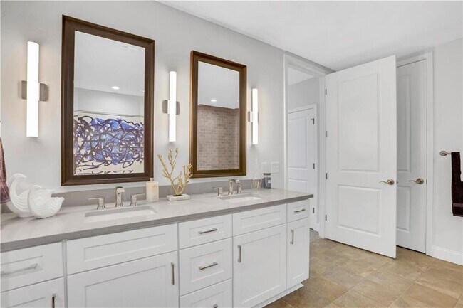 Building Photo - 270 17th St NW