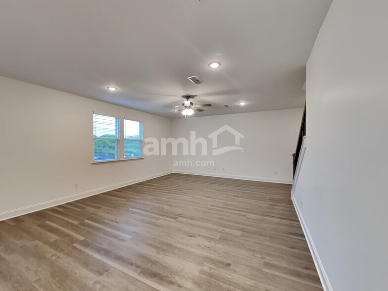 Building Photo - 201 Gershon Way