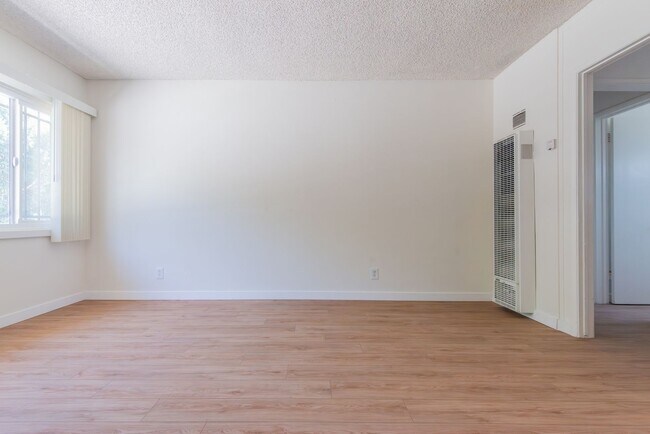 Building Photo - 15th Street Residences