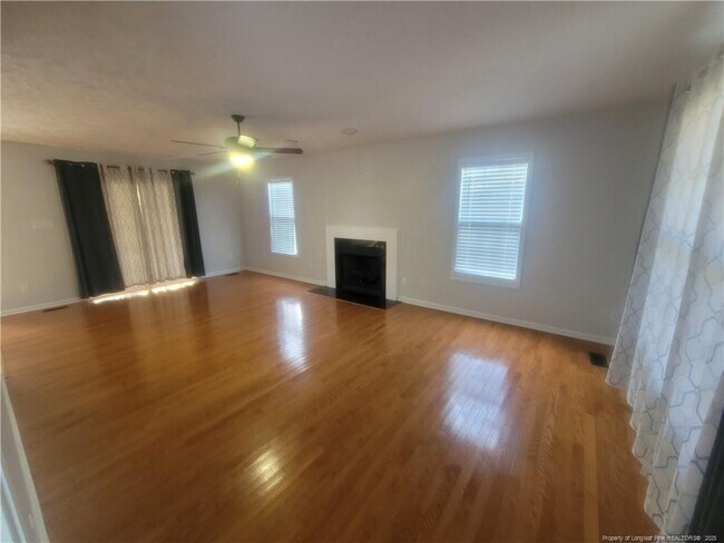 Building Photo - 3320 Benson Pl