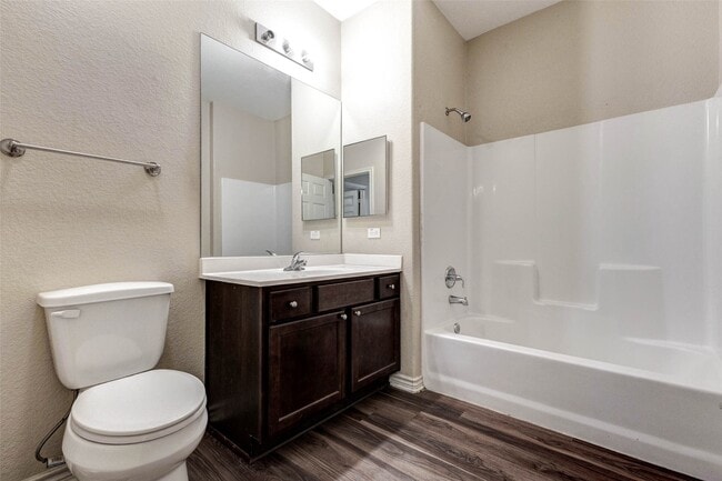 Building Photo - 4918 Carmen St