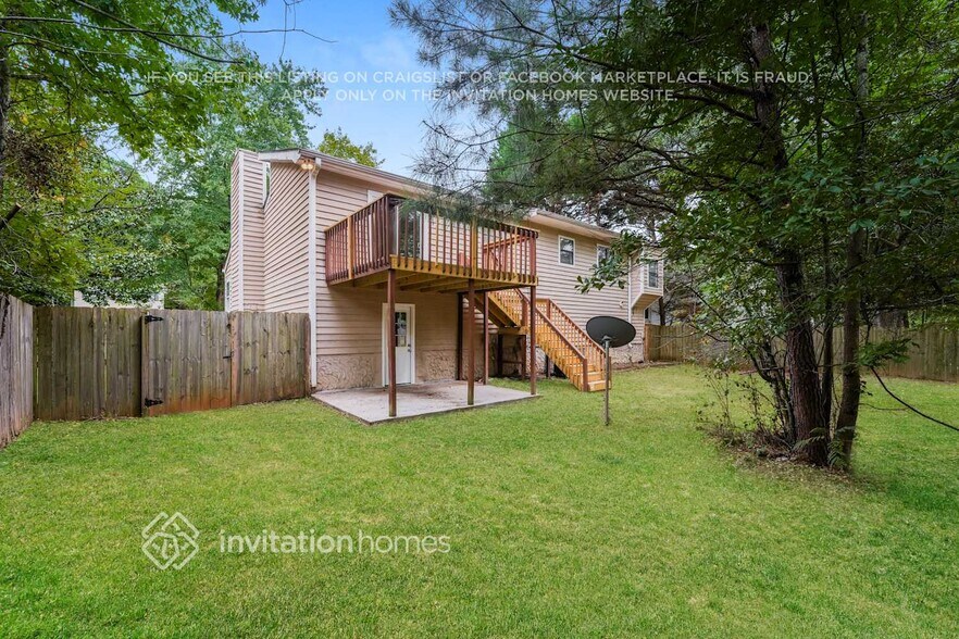 Building Photo - 2742 Mountbery Dr