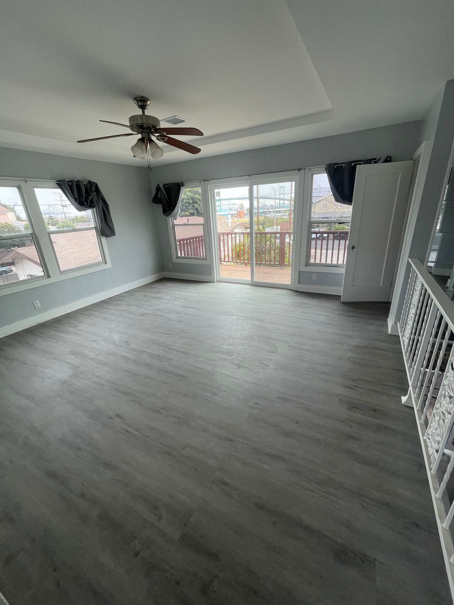 Building Photo - 335 N Palos Verdes St