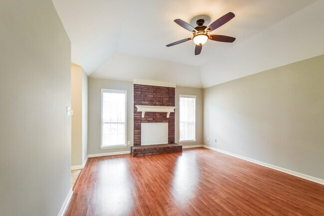 Building Photo - 7860 Freehold Dr