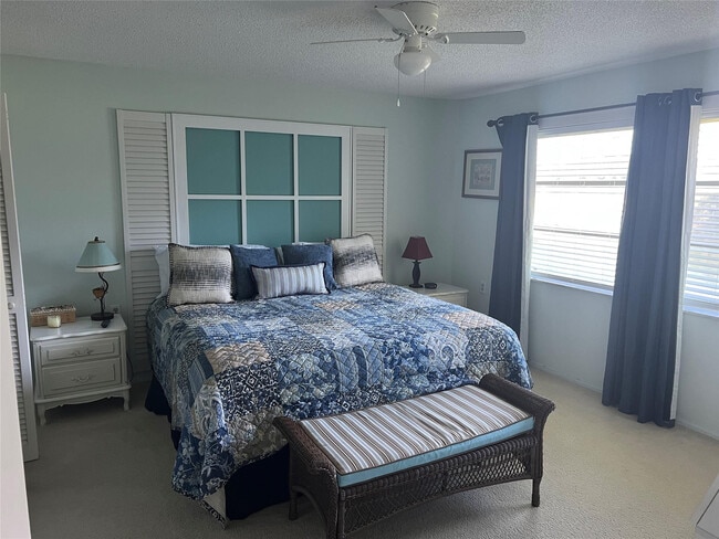 Building Photo - 4801 Martinique Pl