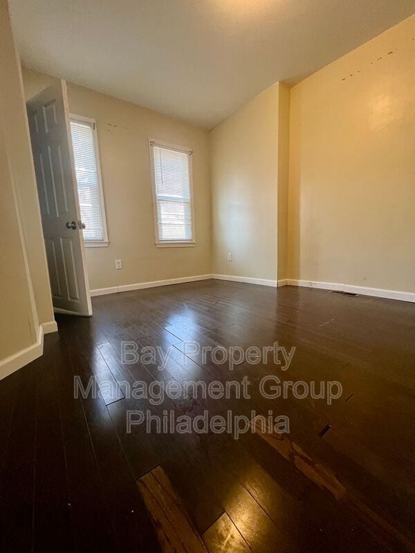 Building Photo - 7275 Saybrook Ave