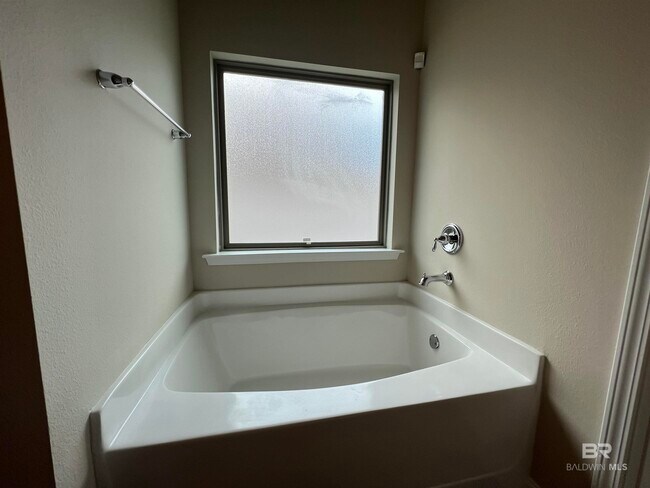 Building Photo - 31573 Shearwater Dr