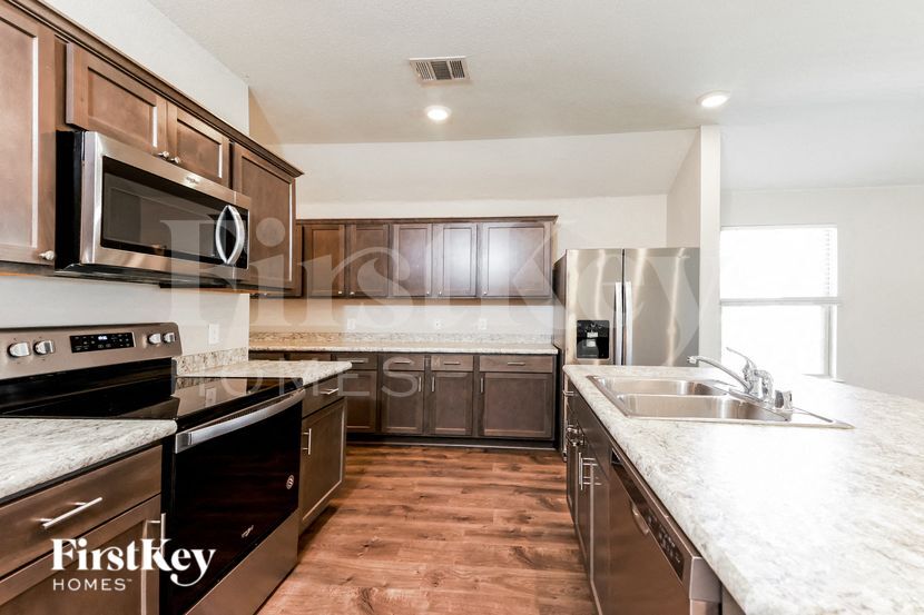 Building Photo - 312 Wilson Way