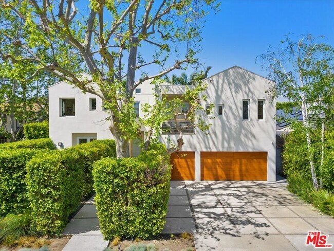 Building Photo - 211 S Valley St