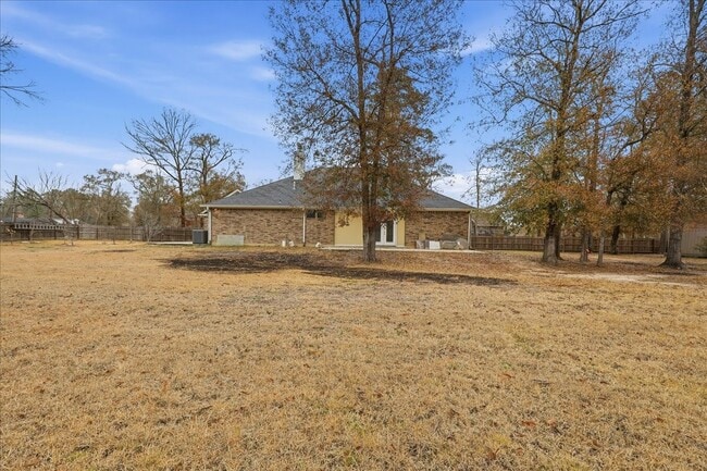 Building Photo - 12250 Charlotte Dr