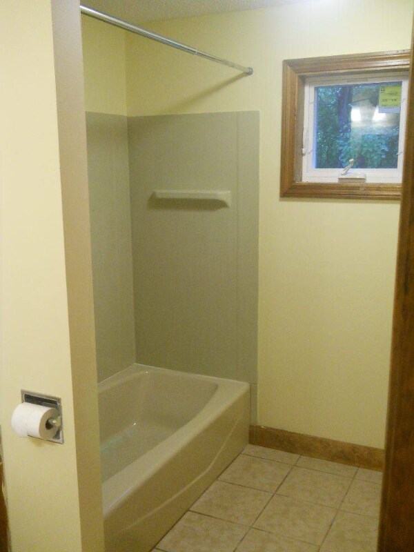 Building Photo - 32 Overlock Rd