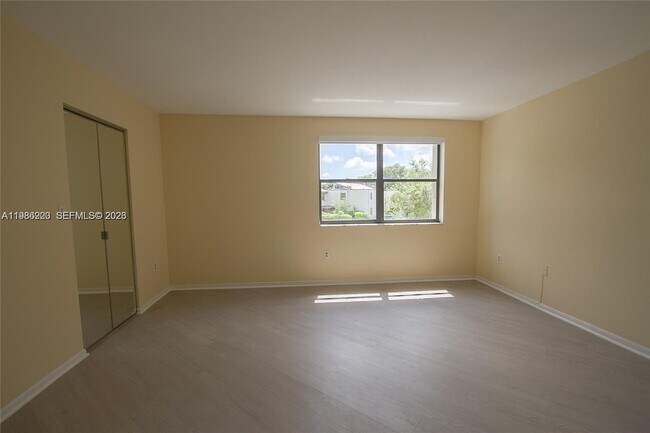 Building Photo - 10233 NW 9th St Cir