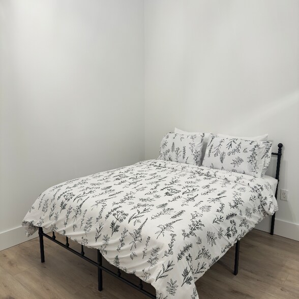 Building Photo - 2809 Third St