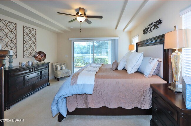 Building Photo - 1217 Harwick Ln