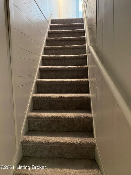 Building Photo - 856 S 24th St