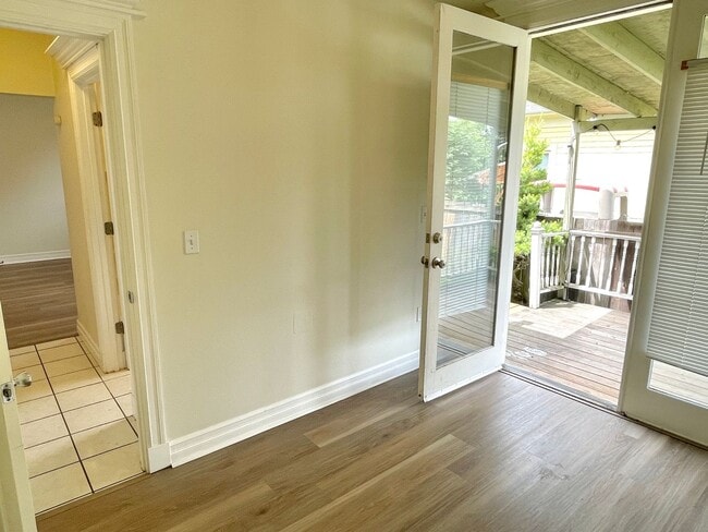 Building Photo - Boise Neighborhood 3-Story Victorian, Walking Distance to N Mississippi