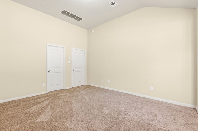 Building Photo - 6131 Carpenters Cove Ln