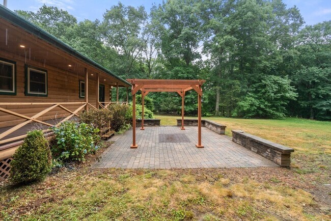 Building Photo - 56 Parmenter Ln
