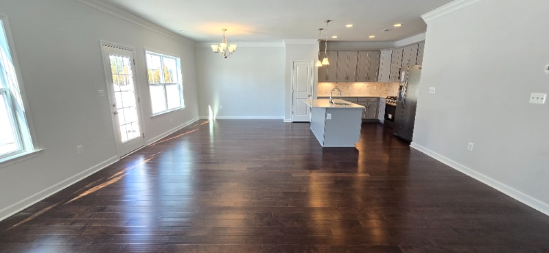 Building Photo - 8104 Side Spg Ter