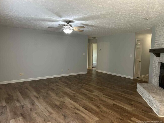Building Photo - 6116 Garden Ct