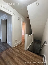 Building Photo - 37 Pierce St
