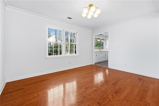 Building Photo - 2207 Heritage Trace Dr