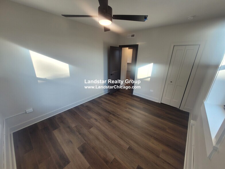 Building Photo - 1241 Chicago Ave