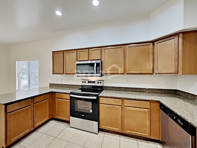 Building Photo - 298 E Calle Puente Lindo