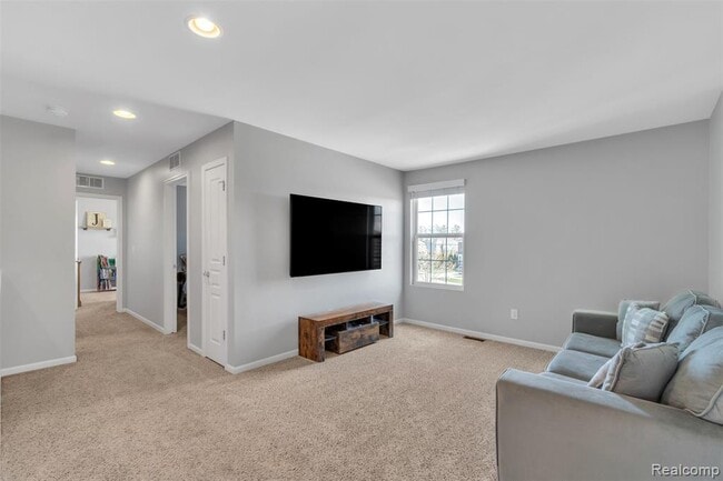 Building Photo - 15745 Diamante Dr