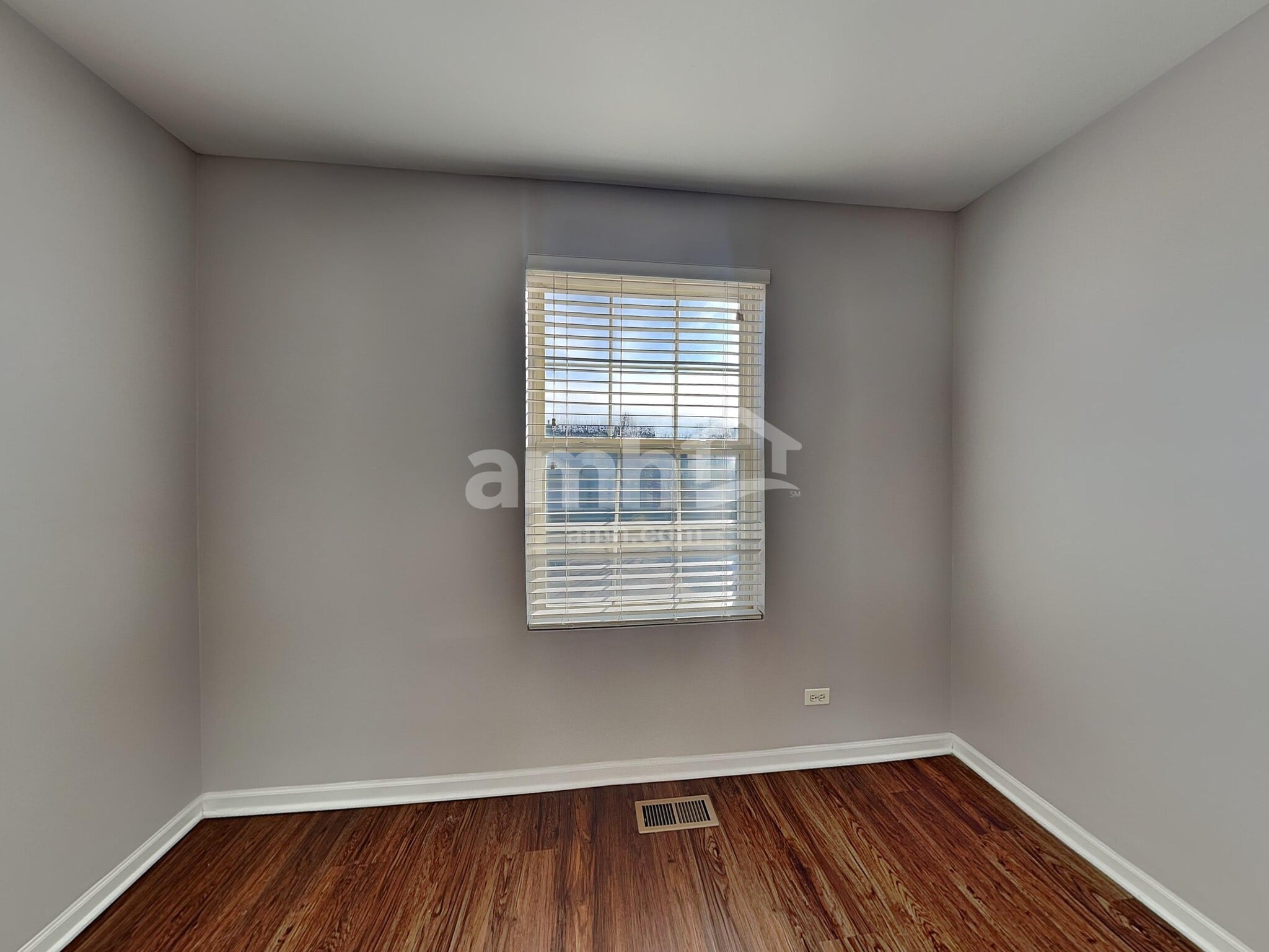 Building Photo - 2364 Chesapeake Bay