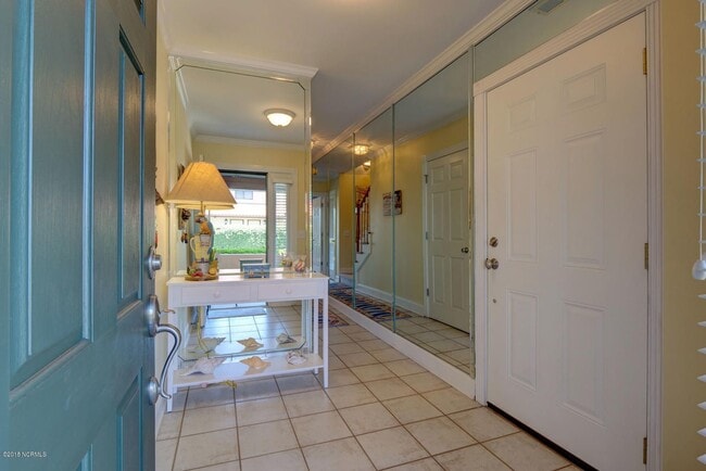 Building Photo - 129 Spencer-Farlow Dr