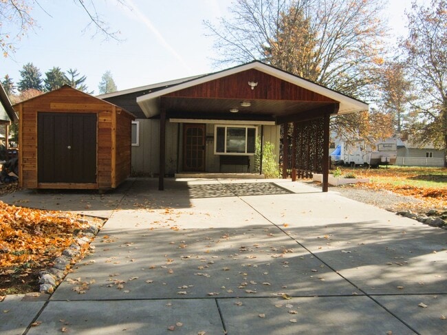 Primary Photo - Charming Mid-Town CDA Home