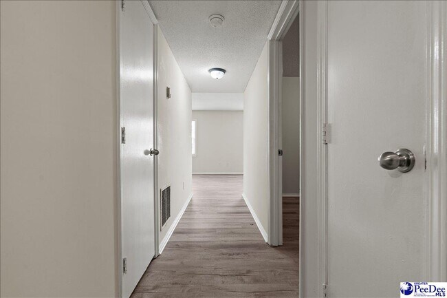 Building Photo - 319 Revell Dr