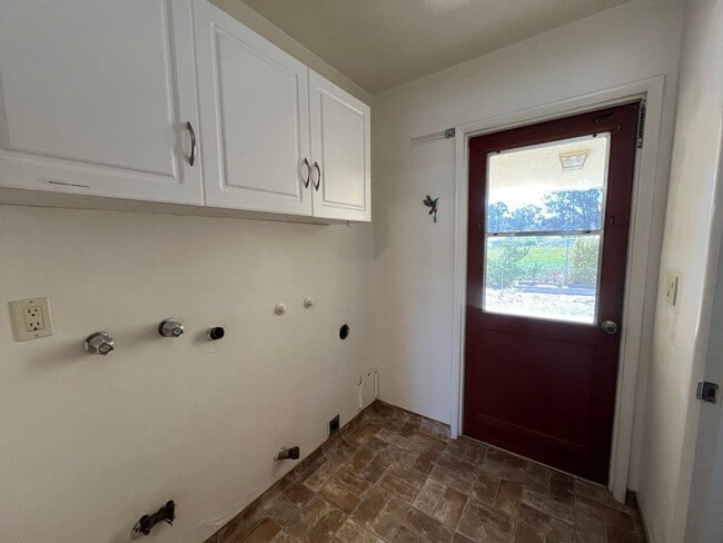 Building Photo - 2280 Del Norte St