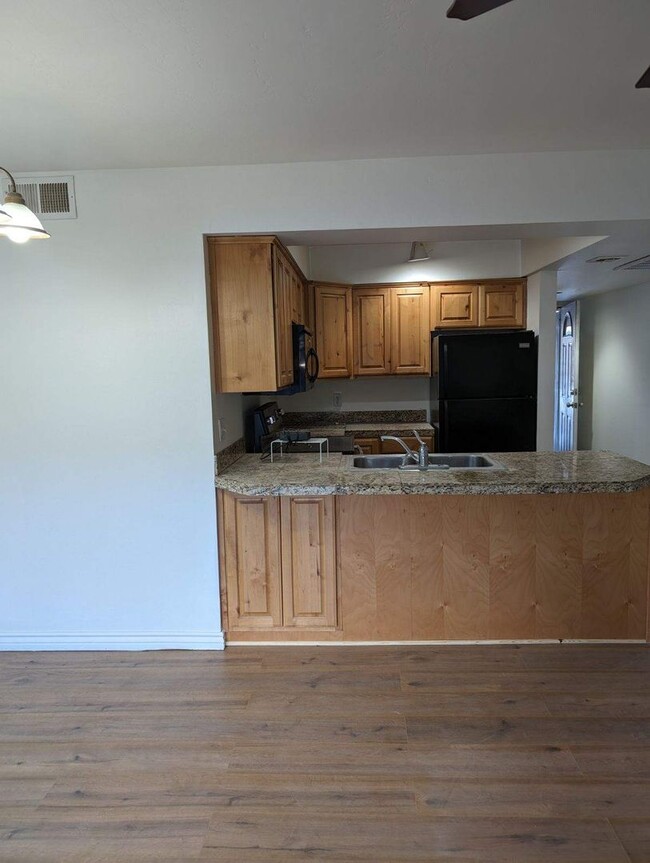 Primary Photo - Newly Remodeled One Bedroom/ One Bath Condo