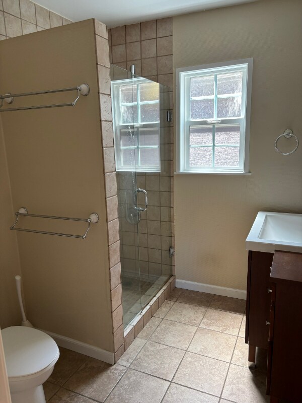 Building Photo - 5858 Adelaide Ave
