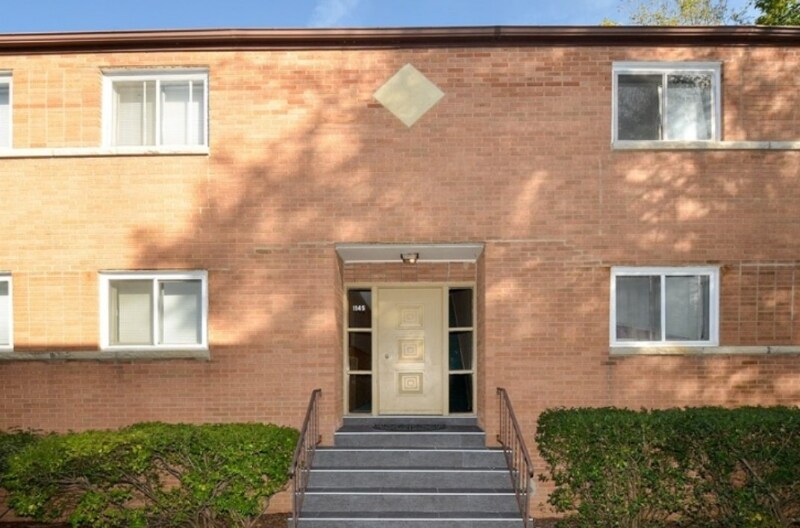 Building Photo - 1141 Waukegan Rd