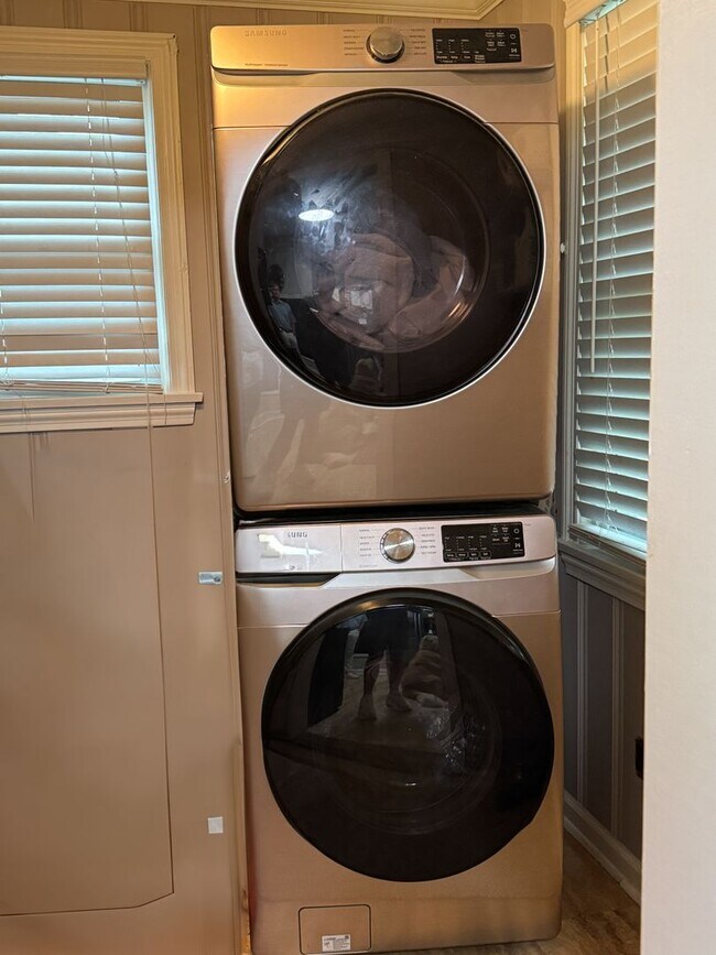 Building Photo - Updated 3 Bedroom In Guilford Hills with a...