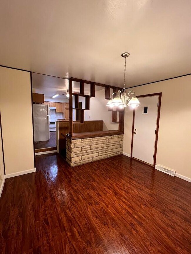 Building Photo - 3808 Cumberland