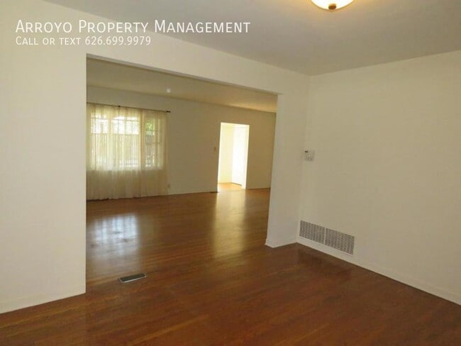Building Photo - 1757 Paloma