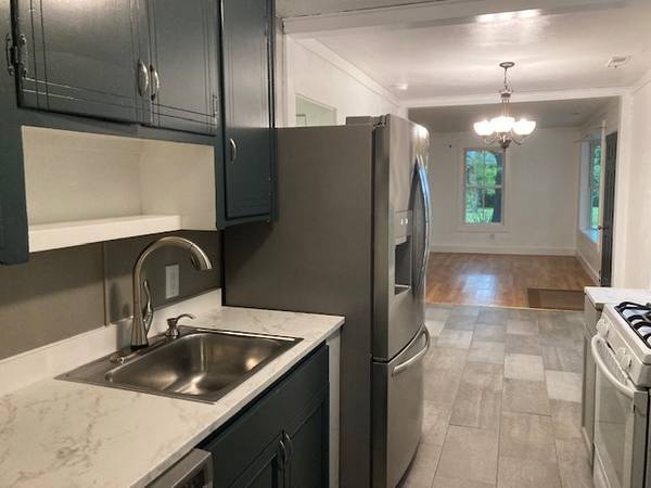 Building Photo - 1463 Brookbank Ave