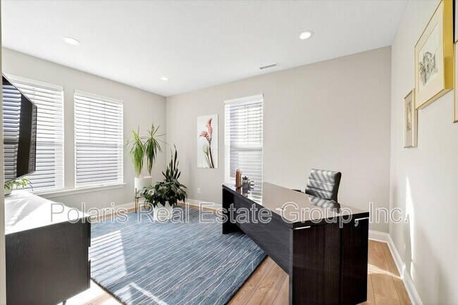 Building Photo - 6942 Cherry Creek Blvd