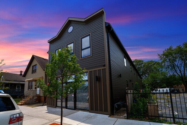 Building Photo - 13426 Old Western Ave