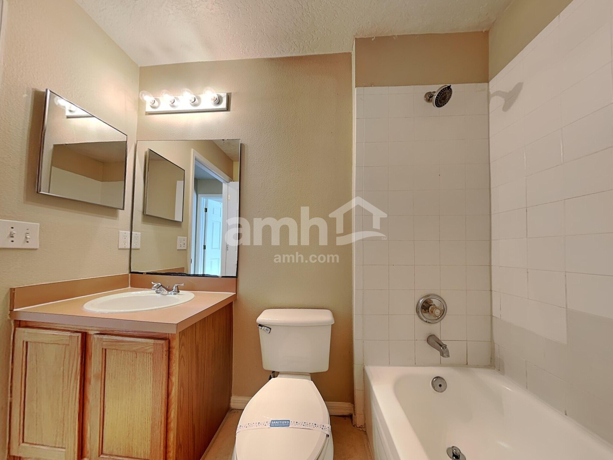 Building Photo - 10942 Brown Trout Cir