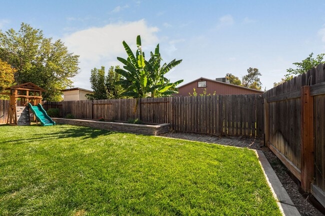 Building Photo - 10222 Sunol Way