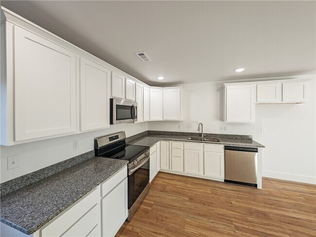 Building Photo - 1206 Nedra Dr