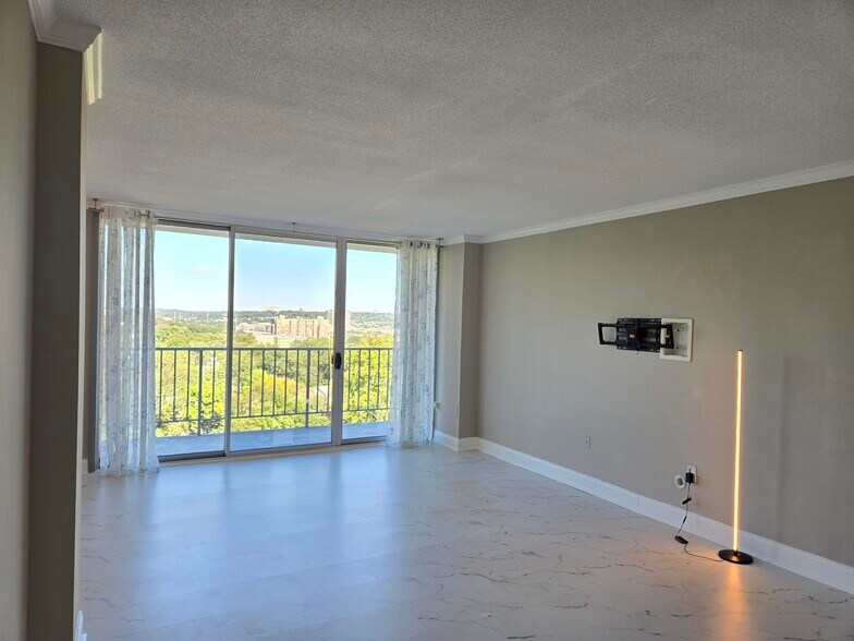 Living Room - 2059 Huntington Ave