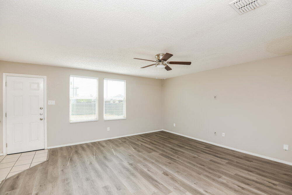 Building Photo - 1429 Blazing Star Trail