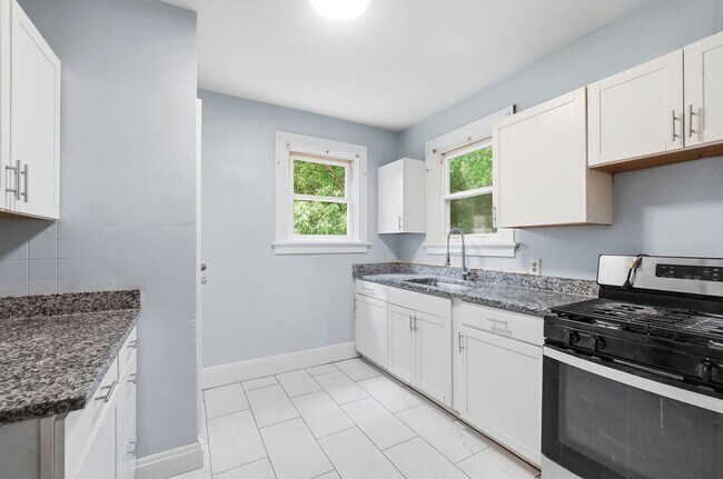 Building Photo - LEASING SPECIAL - sign a 13-month lease by 7/31/2026 and second month is free!